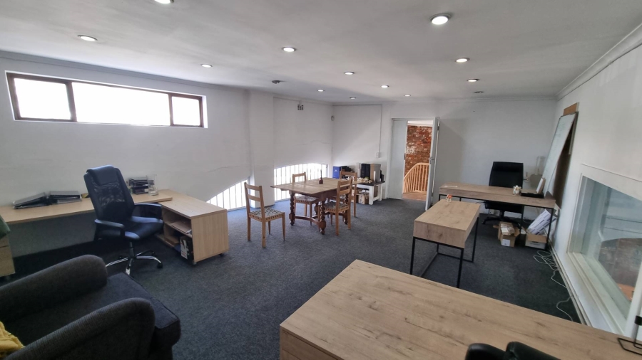 To Let Commercial Property for Rent in Woodstock Western Cape
